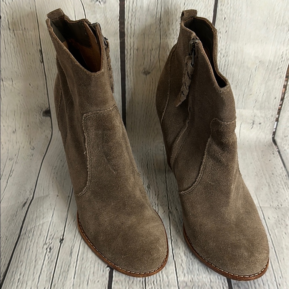 Anthropologie Joie Brown Suede Ankle Boots